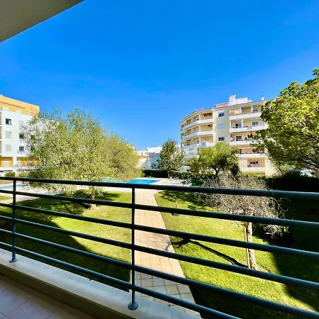 Ja - With Pool, Parking And Terrace * Armação de Pêra