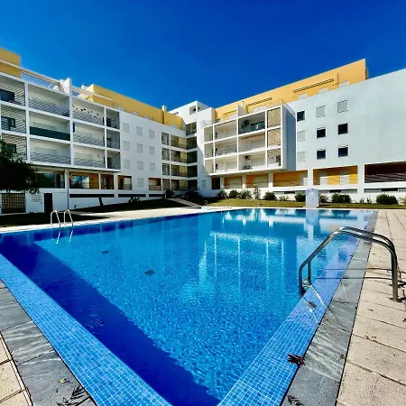 Ja - With Pool, Parking And Terrace * Armação de Pêra
