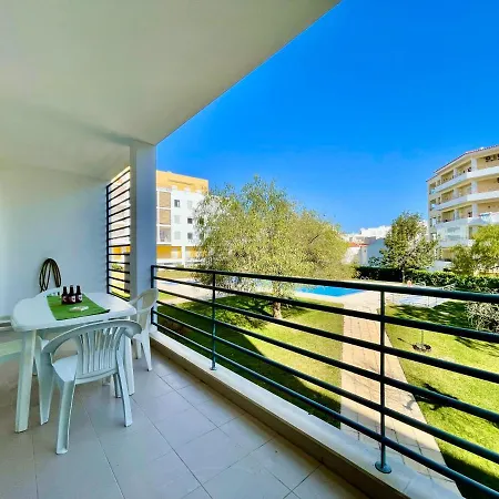 Ja - With Pool, Parking And Terrace Apartament Armação de Pêra