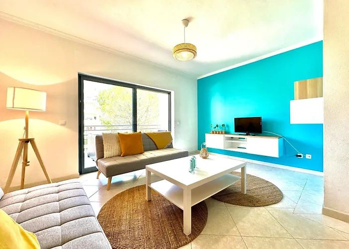 Ja - With Pool, Parking And Terrace * Armação de Pêra